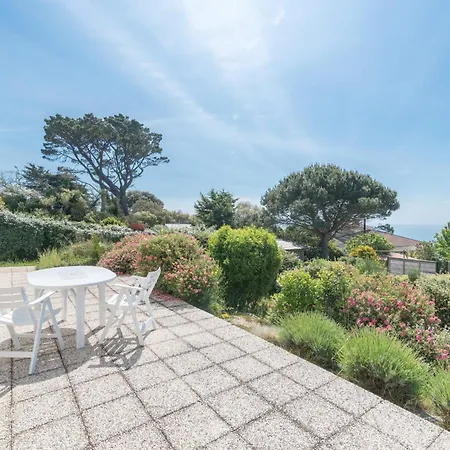 Maison Familiale Avec Vue Imprenable Sur La *